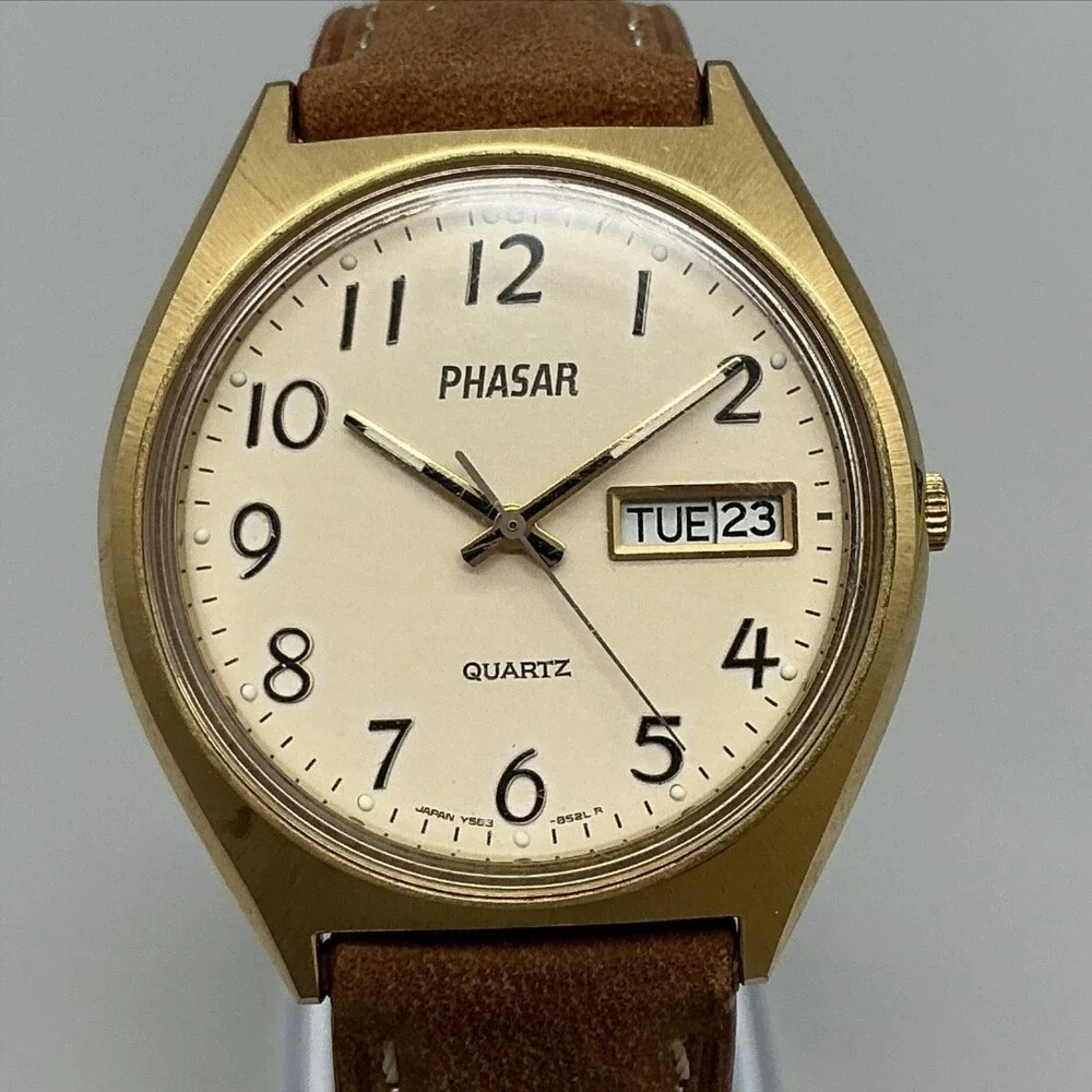 Vintage Phasar Mens Watch 35mm Y563-8430 Gold Tone Day Date New Battery